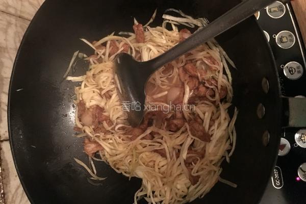 茭白炒肉的做法图解9