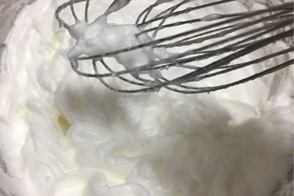 Cupcakes 纸杯蛋糕的做法图解3