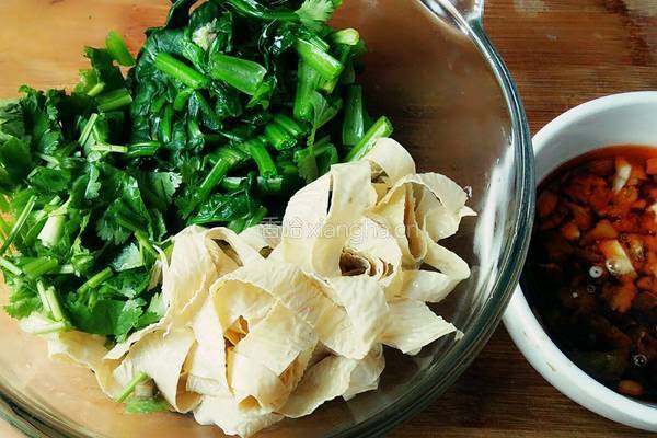 菠菜拌油豆皮的做法图解8