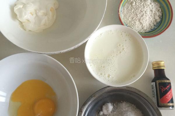 北海道戚风蛋糕的做法图解1
