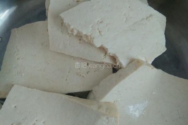 溜豆腐泡的做法图解1