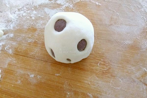 金钱黑米面豆沙包的做法图解10