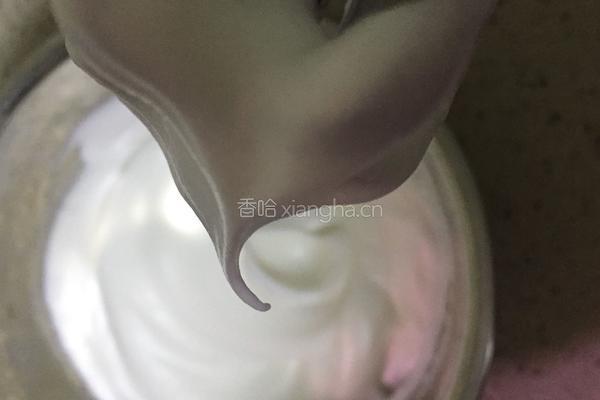 HelloKitty蛋糕的做法图解2
