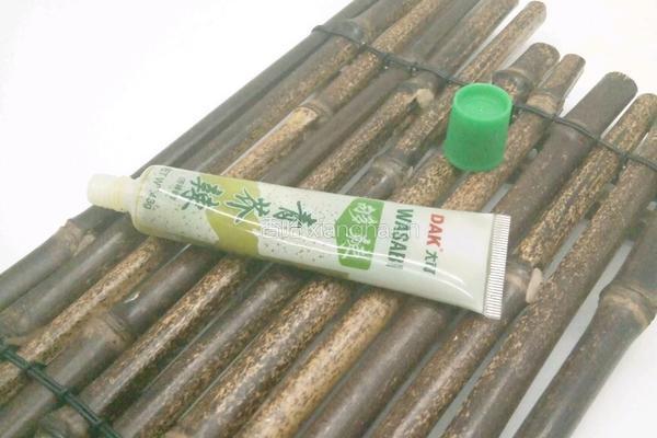 日式牛油果芥末酱意面的做法图解2