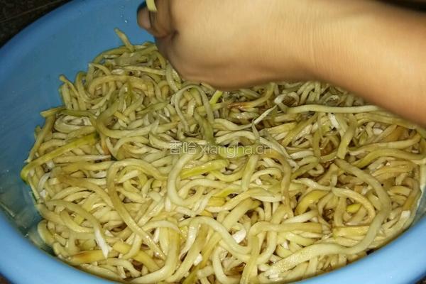 腌木瓜丝的做法图解3