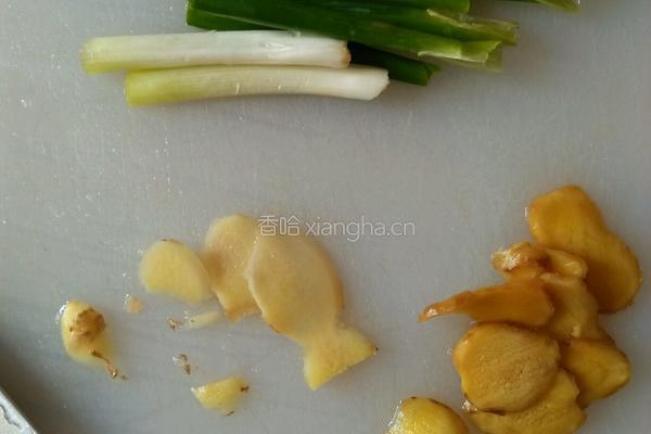 电饭煲焗鸡翅根的做法图解4