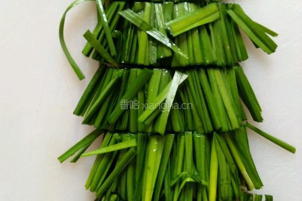 韭菜炒鸡蛋的做法图解2