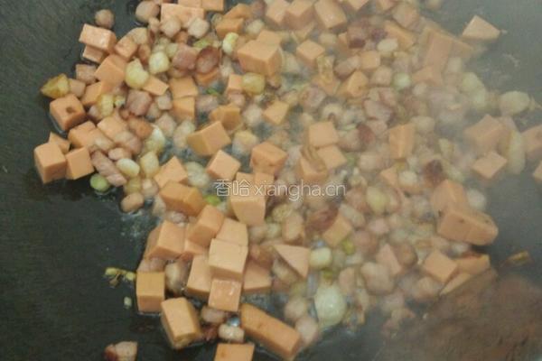 芥菜腊肉炒饭的做法图解13