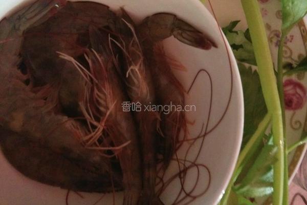 电饭煲版的鲜虾小云吞的做法图解1