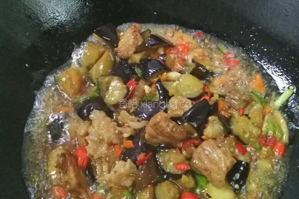 红烧肉烩茄子的做法图解10