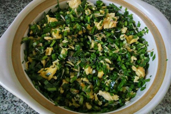 韭菜鸡蛋虾皮饺子的做法图解8