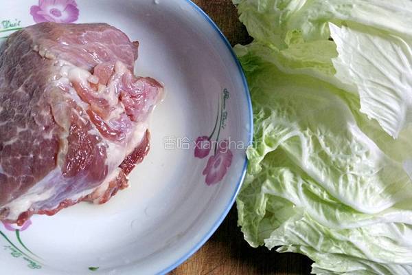 肉酿白菜卷的做法图解1