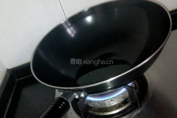 豆瓣酱炒饭的做法图解1