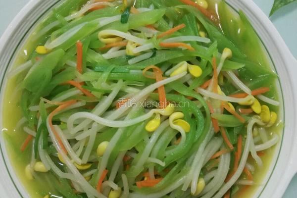 黄豆芽炒莴笋的做法图解6