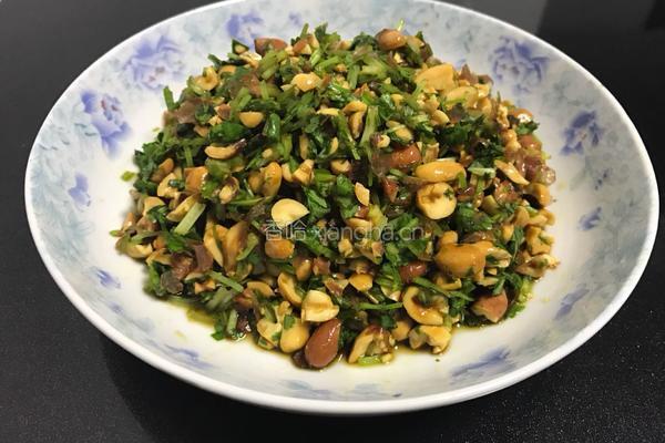 凉拌香菜花生碎的做法图解7