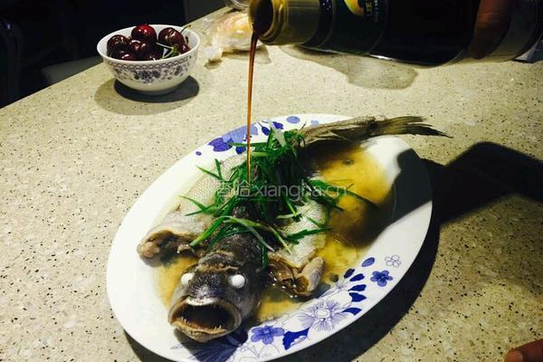 广式蒸米鱼的做法图解10