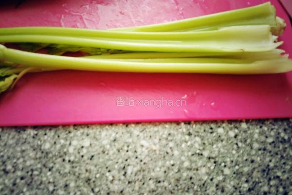 芹菜豆腐干的做法图解2