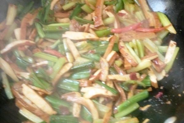 芹菜豆腐干的做法图解14