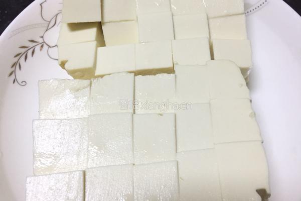 麻辣豆腐的做法图解1