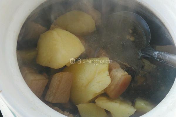 排骨红烧肉焖土豆的做法图解7