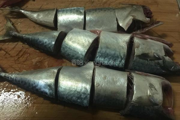 红烧鲭鱼的做法图解2