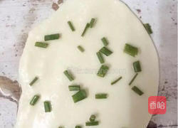 葱油饼的做法图解2