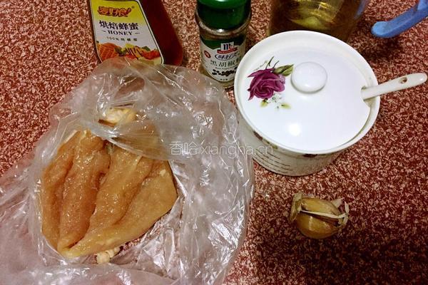 蜜汁煎鸡肉的做法图解1