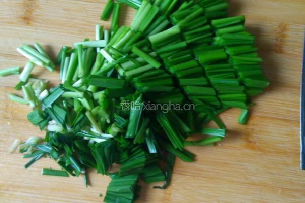 韭菜鸡蛋榨菜汤的做法图解3