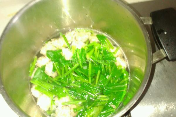 菠菜丸子汤的做法图解4