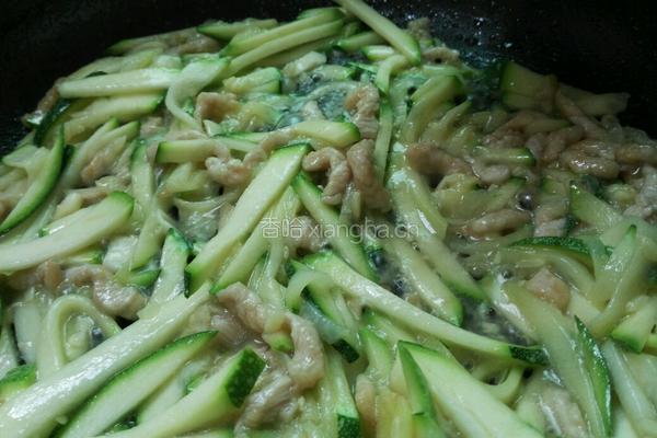 小南瓜炒肉的做法图解11