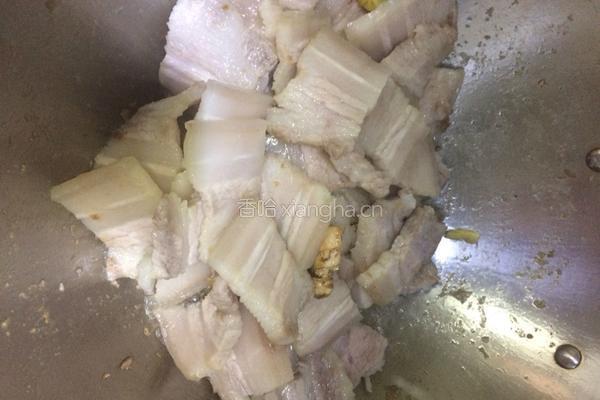 红烧肉鹌鹑蛋的做法图解5