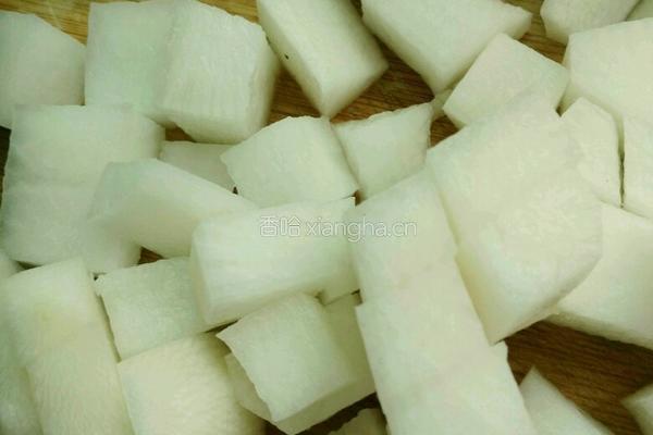 虫草排骨萝卜汤的做法图解4