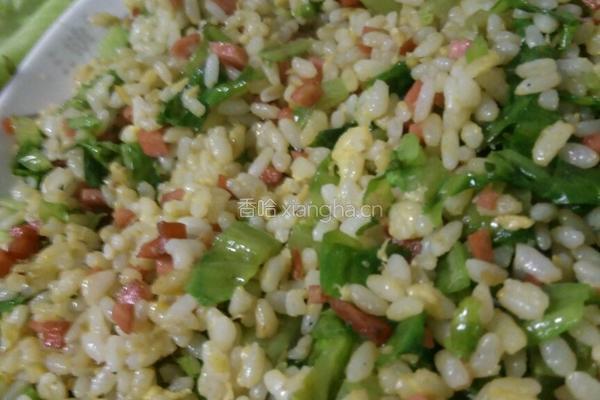 火腿生菜蛋炒饭