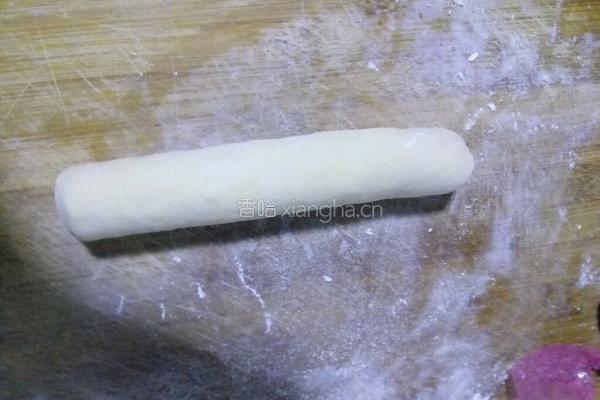 香肠培根披萨的做法图解6