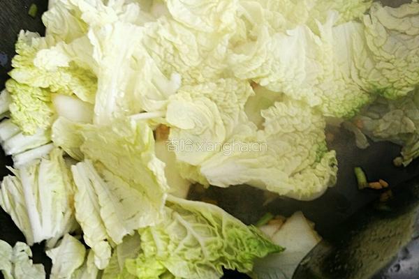 粉丝白菜烧圆子的做法图解11