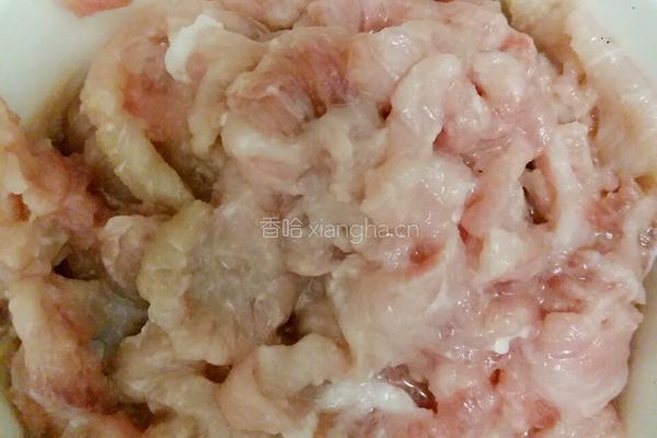 青椒炒肉的做法图解2
