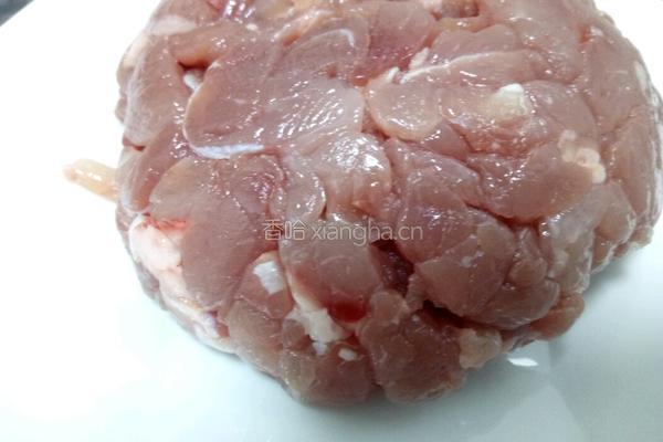 青椒肉丝的做法图解1