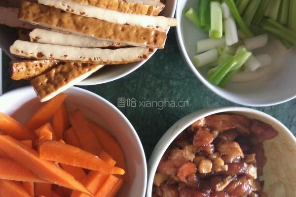 瘦肉炒豆干的做法图解3