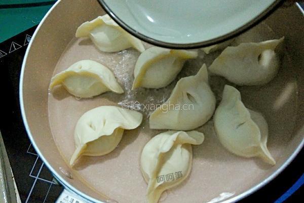 抱蛋煎饺的做法图解5