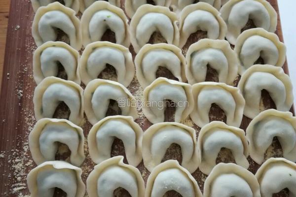 荠菜饺子的做法图解4