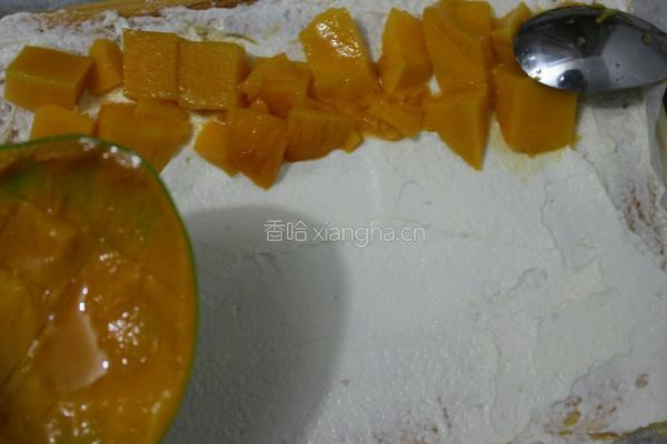 奶油水果蛋糕卷的做法图解14