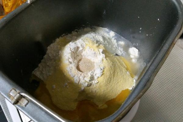 蜜豆玉米手撕包的做法图解2