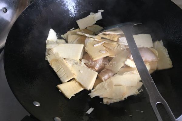 冬笋腌菜火锅的做法图解6
