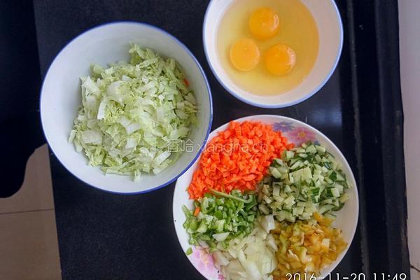 蔬菜蛋炒饭的做法图解2