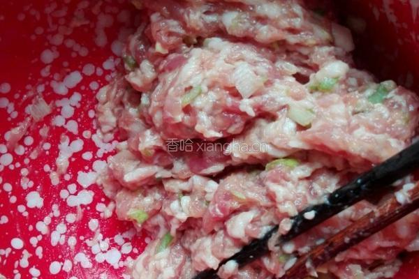 五香酿钱包豆腐的做法图解3