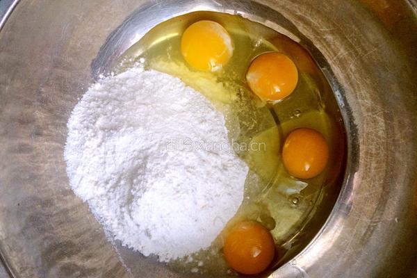 电饭煲蛋糕的做法图解2