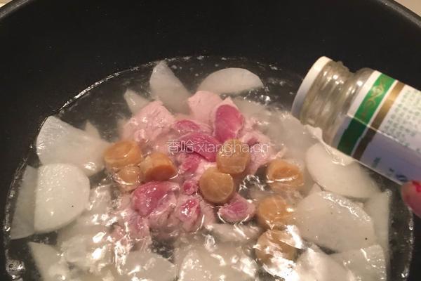 干贝萝卜肉片汤的做法图解6