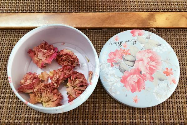 玫瑰花龙眼茶的做法图解3
