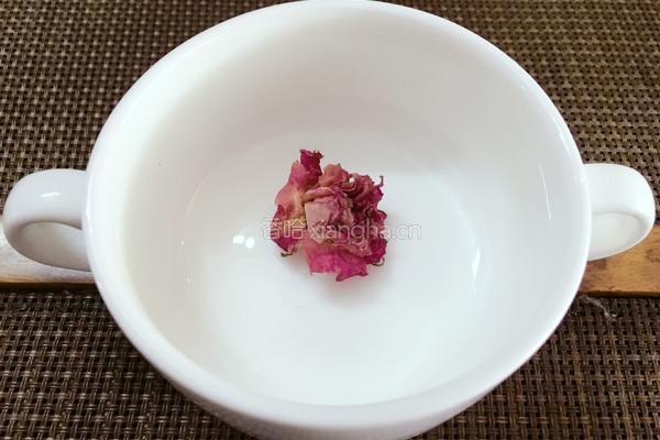 玫瑰花龙眼茶的做法图解4