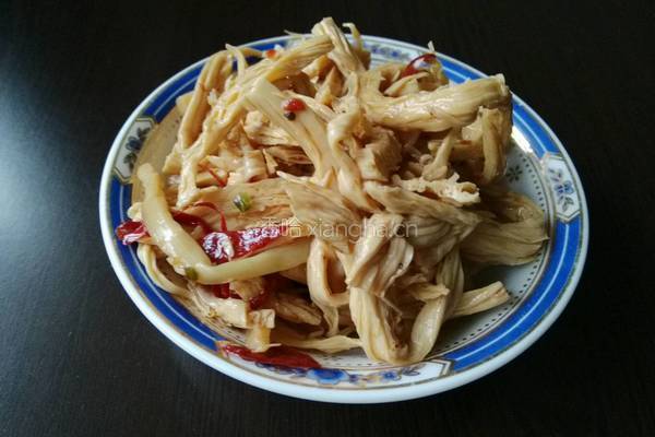 巧拌麻辣腐竹丝的做法图解9